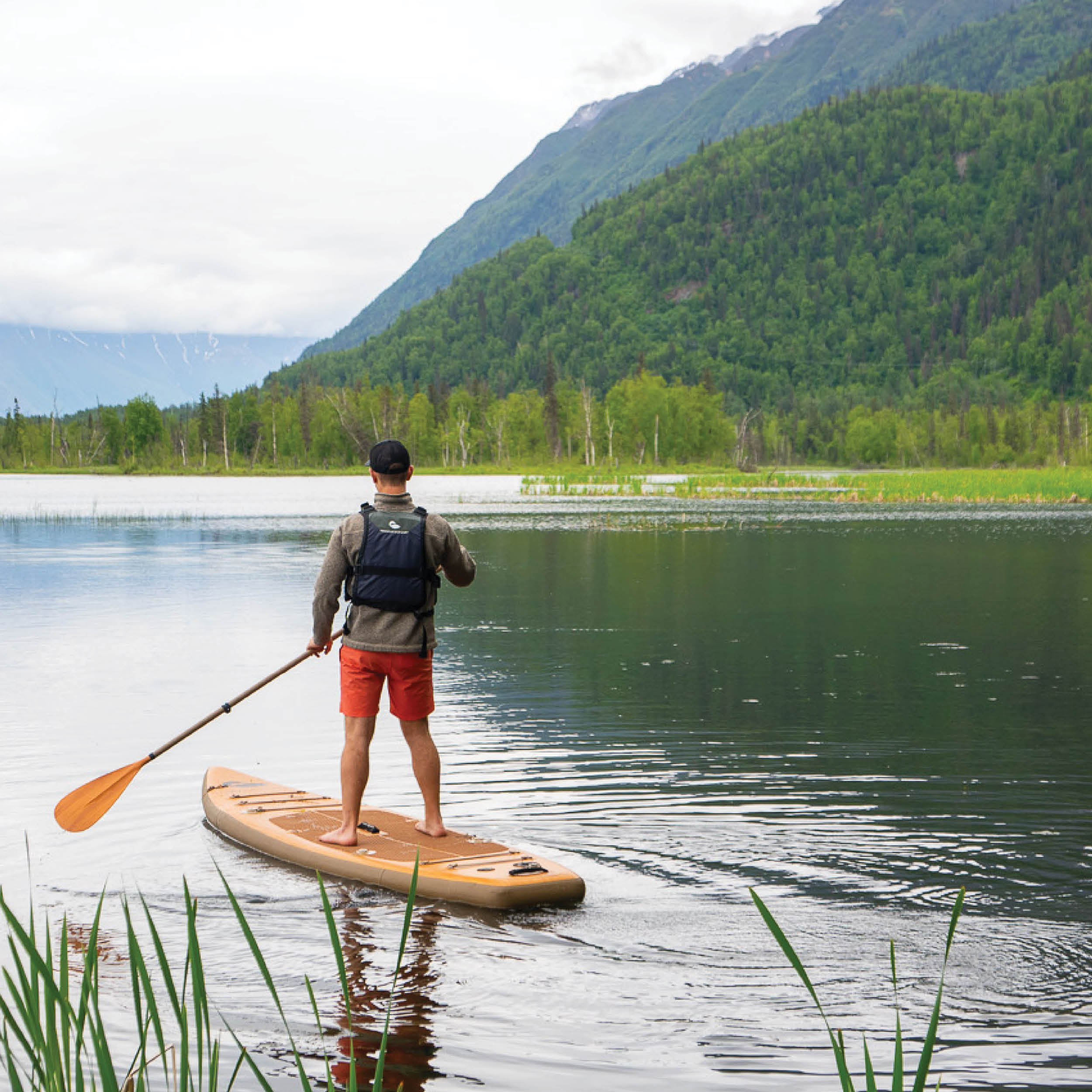What to Wear When Paddle Boarding